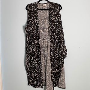 LuLaRoe Joy Leopard print XL